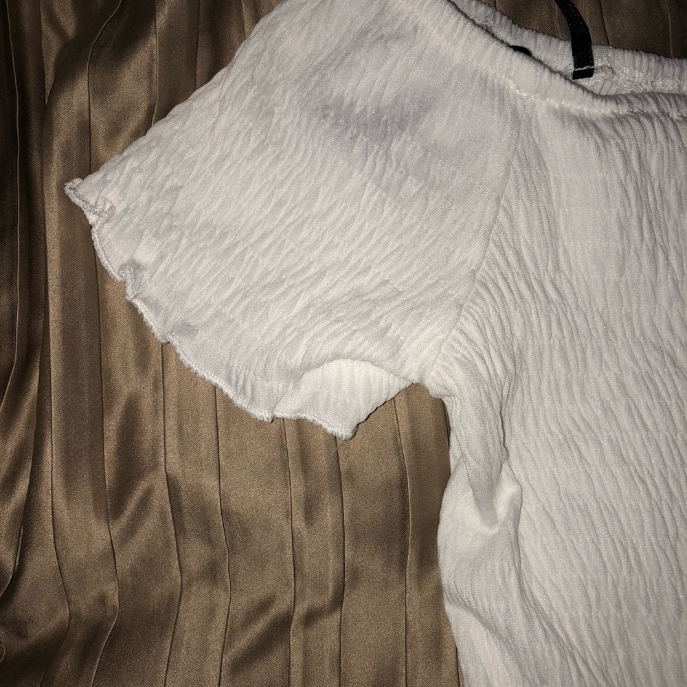 FOREVER 21 Crop Off the Shoulder Med - Picture 5 of 5